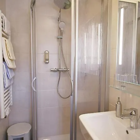 Haus Vierjahreszeiten Casa de hóspedes 3*