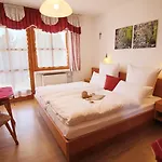 Haus Vierjahreszeiten 3* בודנמאיס