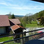 Haus Vierjahreszeiten 3* בודנמאיס